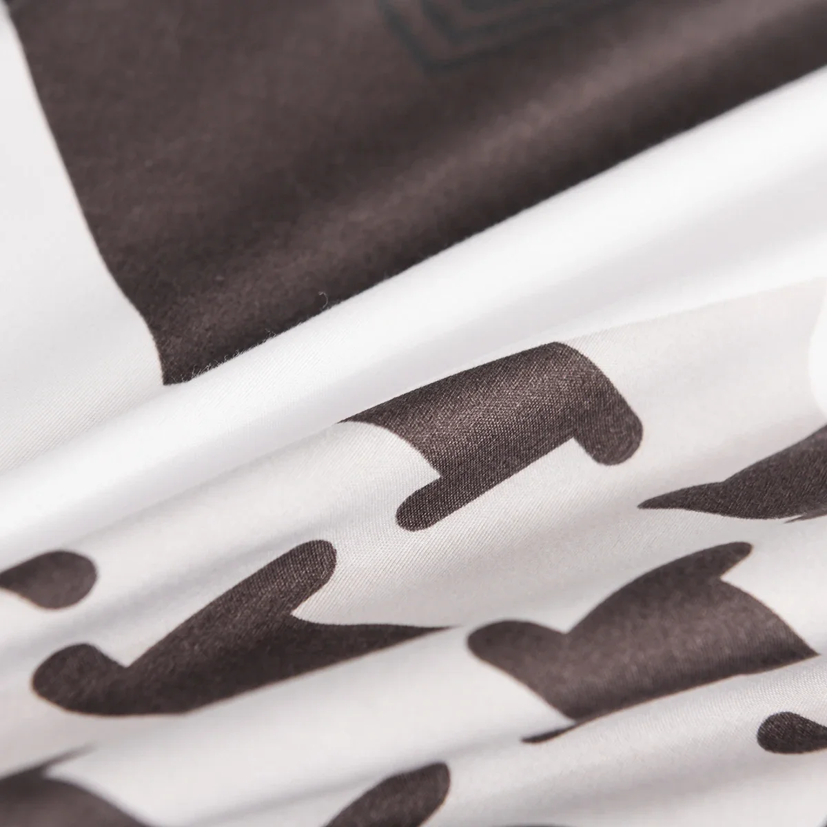 Arranged Microfiber Bedding Linen Sheets Sets For Queen Size - Image 5