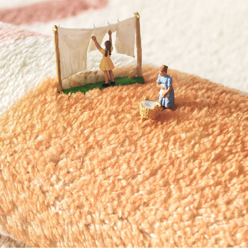 Irregular Yellow Rug for Home Decoration - Image 5