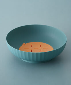 Alternative view of Multifunctional Nordic Round Silicone Vegetable Fruit Basket